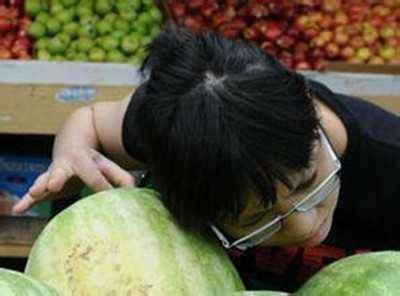 手捧瓜怎么吃,瓜类美食品鉴指南