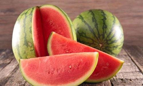 手捧瓜怎么吃,瓜类美食品鉴指南