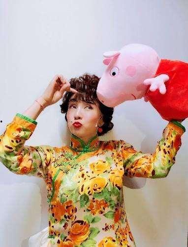 佩奇吃瓜视频,揭秘娱乐圈幕后真相